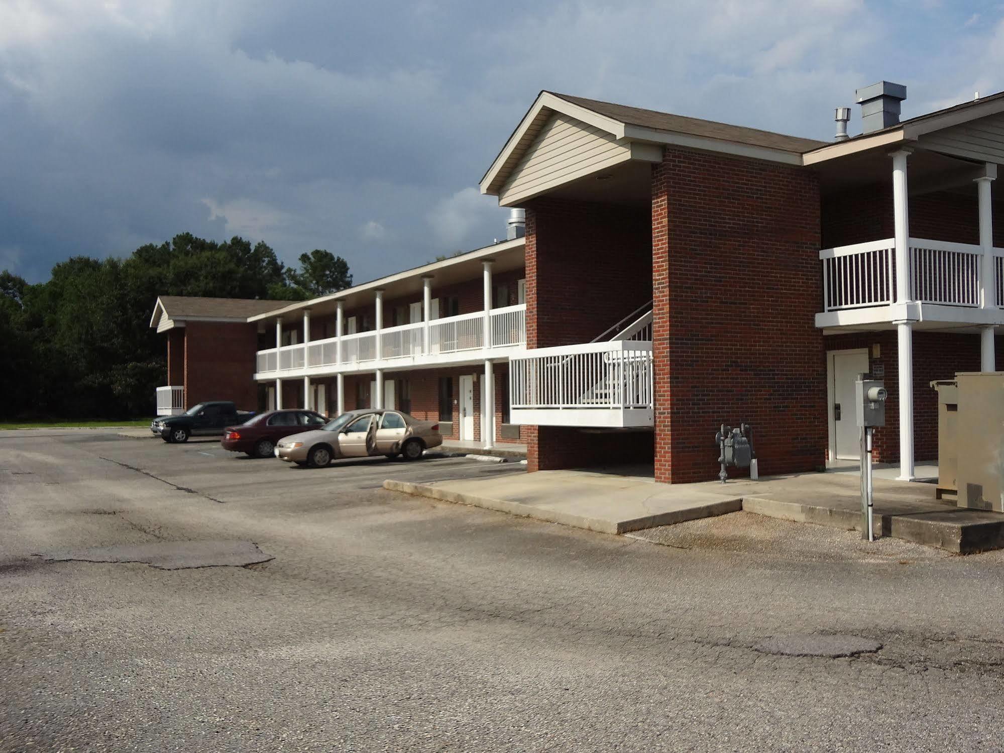 Best Inn Formerly Known As M Star Hotel Chickasaw Eksteriør billede